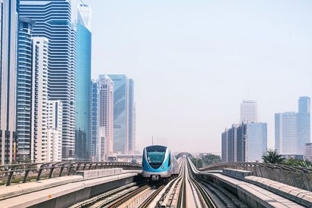 Dubai-public-transport-metro